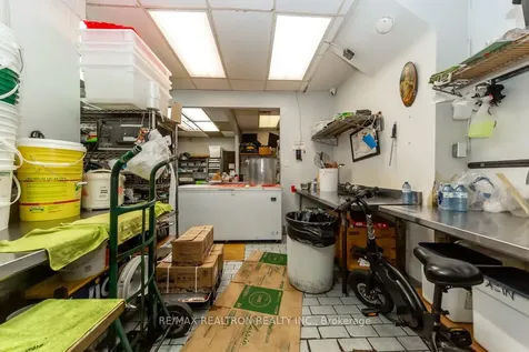 375 Wilson Avenue Toronto ON M3H 1T3