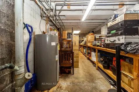 375 Wilson Avenue Toronto ON M3H 1T3