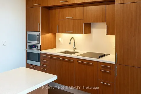 5 Sheppard Avenue E Toronto ON M2N 0G4