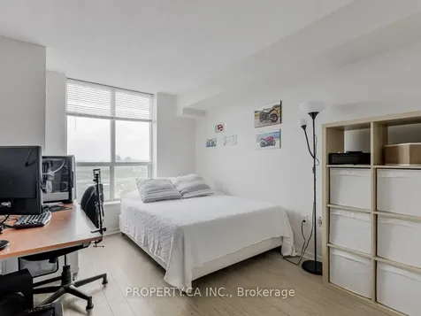 21 Overlea Boulevard Toronto ON M4H 1P2