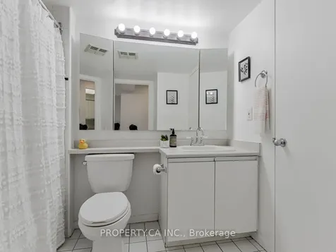 21 Overlea Boulevard Toronto ON M4H 1P2