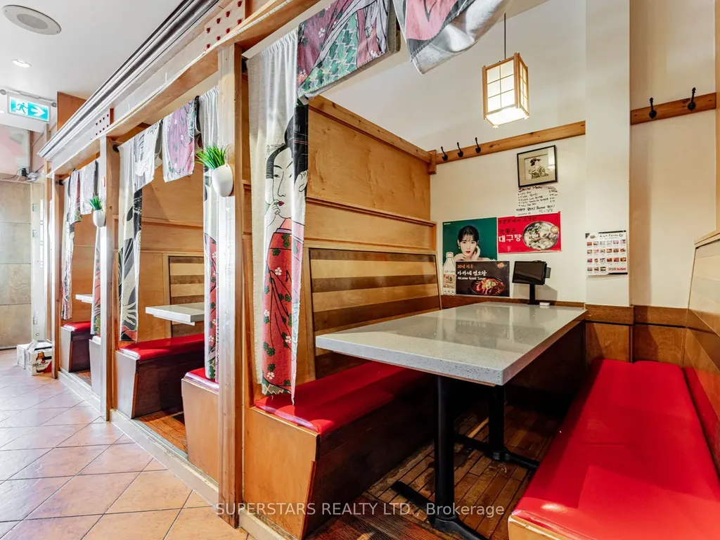 6212 Yonge Street Toronto ON M2M 3X4