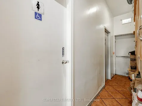 6212 Yonge Street Toronto ON M2M 3X4