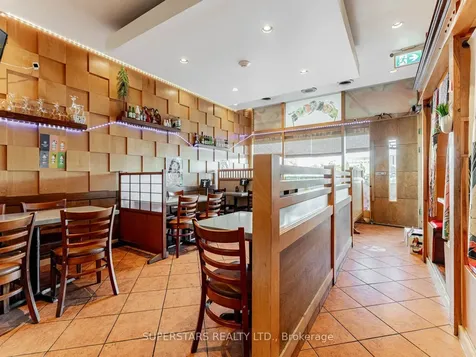 6212 Yonge Street Toronto ON M2M 3X4