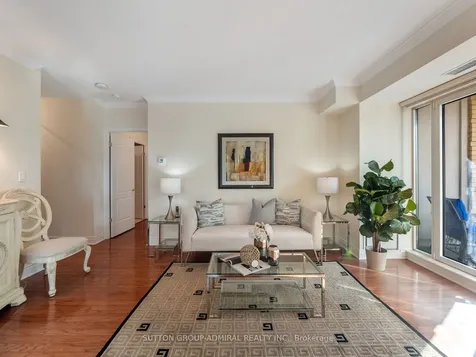 11 William Carson Crescent Toronto ON M2P 2G1