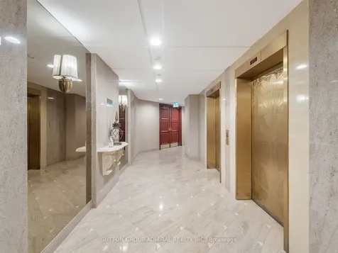 11 William Carson Crescent Toronto ON M2P 2G1