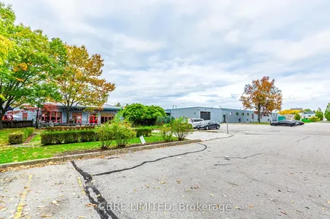 33 Kern Road Toronto ON M3B 1S9