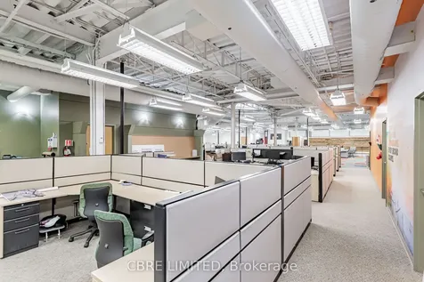 33 Kern Road Toronto ON M3B 1S9