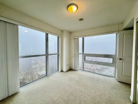 275 Yorkland Road Toronto ON M2J 0B4