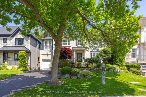 26 Forest Ridge Drive Toronto ON M6B 1H3