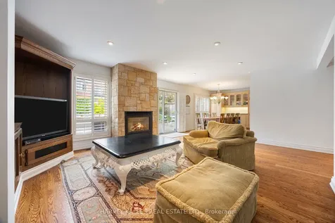 26 Forest Ridge Drive Toronto ON M6B 1H3