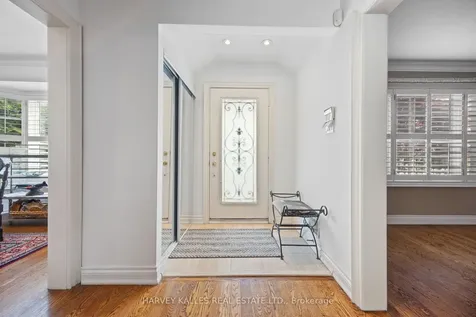 26 Forest Ridge Drive Toronto ON M6B 1H3