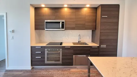 75 Canterbury Place Toronto ON M2N 0L2