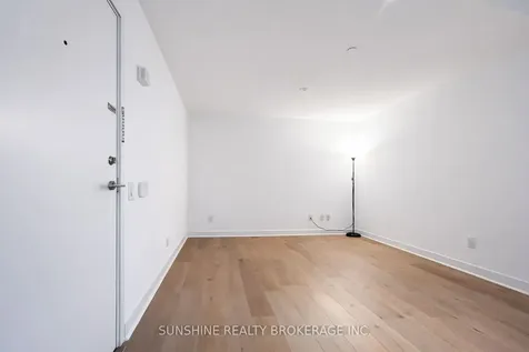 72 Esther Shiner Boulevard Toronto ON M2K 0C4