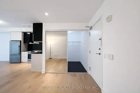72 Esther Shiner Boulevard Toronto ON M2K 0C4