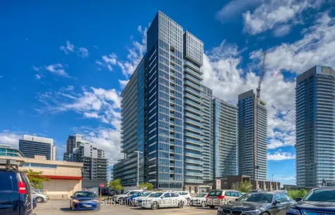 72 Esther Shiner Boulevard Toronto ON M2K 0C4