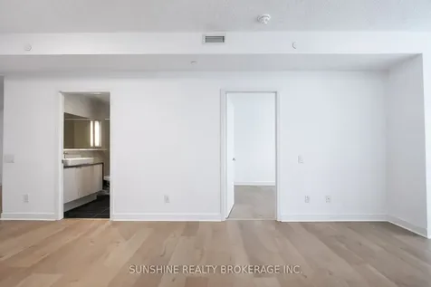 72 Esther Shiner Boulevard Toronto ON M2K 0C4