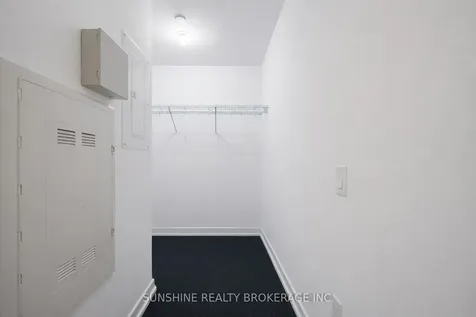 72 Esther Shiner Boulevard Toronto ON M2K 0C4