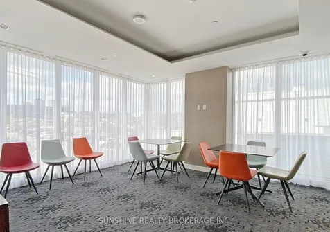 72 Esther Shiner Boulevard Toronto ON M2K 0C4
