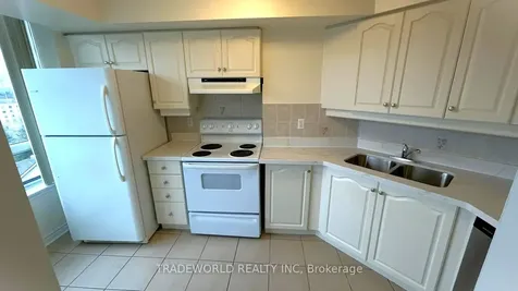 8 Rean Drive Toronto ON M2K 3B9