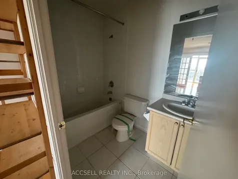 650 Lawrence Avenue W Toronto ON M6A 3E8