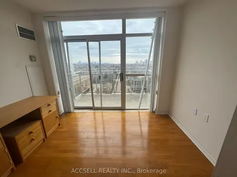 650 Lawrence Avenue W Toronto ON M6A 3E8