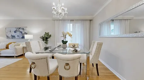27 Doverwood Court Toronto ON M2M 2G6