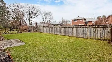 27 Doverwood Court Toronto ON M2M 2G6