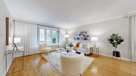 27 Doverwood Court Toronto ON M2M 2G6