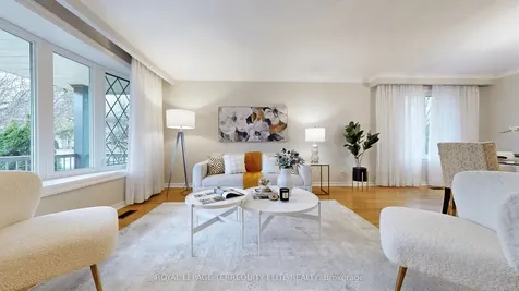 27 Doverwood Court Toronto ON M2M 2G6