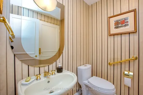 342 Spadina Road Toronto ON M5P 2V4