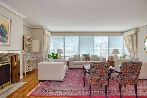 342 Spadina Road Toronto ON M5P 2V4
