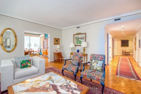 342 Spadina Road Toronto ON M5P 2V4