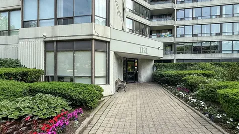 1121 Steeles Avenue Toronto ON M2R 3W7