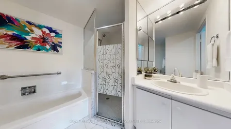 1121 Steeles Avenue Toronto ON M2R 3W7