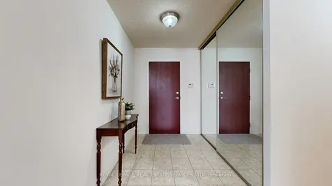 1121 Steeles Avenue Toronto ON M2R 3W7
