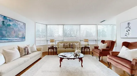 1121 Steeles Avenue Toronto ON M2R 3W7