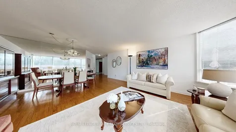 1121 Steeles Avenue Toronto ON M2R 3W7