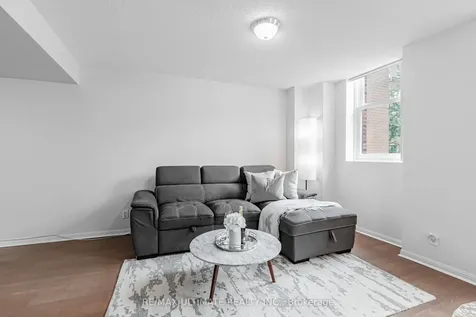 11 St Joseph Street Toronto ON M4Y 3G4