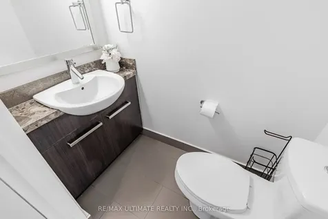 11 St Joseph Street Toronto ON M4Y 3G4