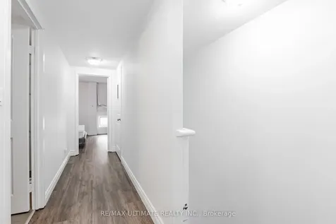 11 St Joseph Street Toronto ON M4Y 3G4