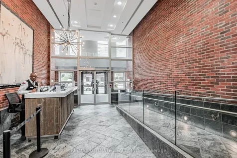 11 St Joseph Street Toronto ON M4Y 3G4