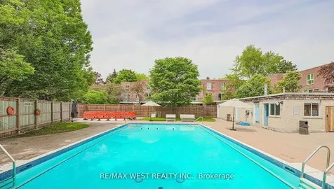 25 Proudbank Millway N/a Toronto ON M2L 1P3