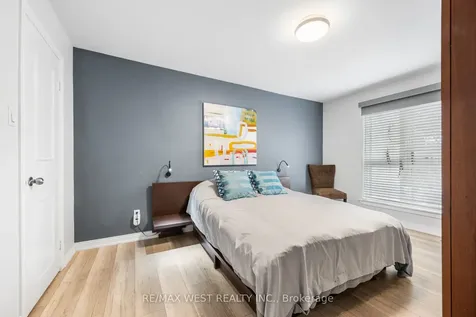 25 Proudbank Millway N/a Toronto ON M2L 1P3