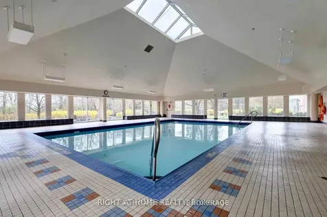 7 Concorde Place Toronto ON M3C 3N4
