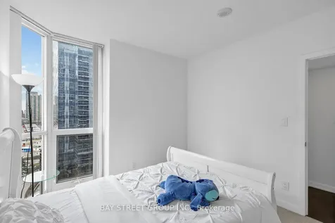 5791 Yonge Street Toronto ON M2M 3T9
