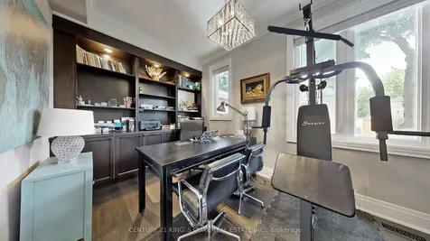 177 Newton Drive Toronto ON M2M 2N6