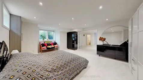 177 Newton Drive Toronto ON M2M 2N6