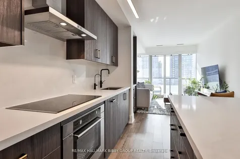560 Front Street W Toronto ON M5V 1C1