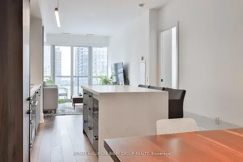 560 Front Street W Toronto ON M5V 1C1